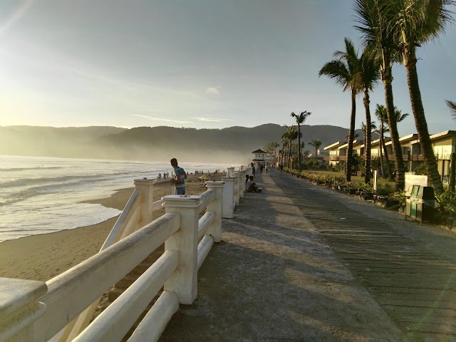 Sabang Beach