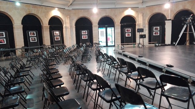 Halle des Chartrons