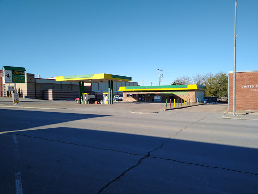 Tom's Quick Stop - Visual