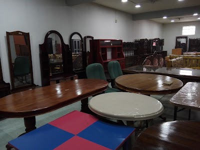 Photos of Sriyani Trade Center