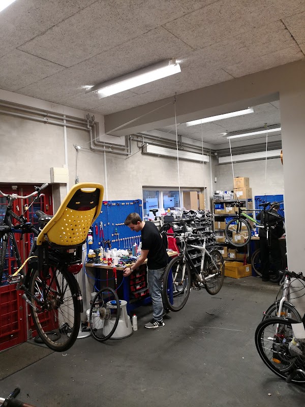 Fri Bikeshop, Hvidovrevej 251, 2650 Danmark