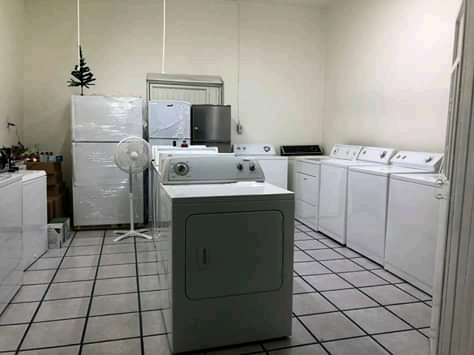 Taller de lavadoras y refrigeradores, Cuevas - Thumbnail