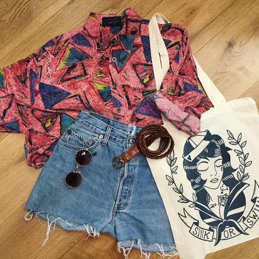 Sobeys Vintage Clothing - Thumbnail