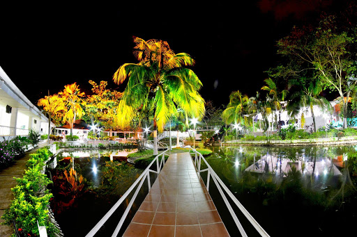 CENTRO VACACIONAL & HOTEL CAMPESTRE LAGO CENTER