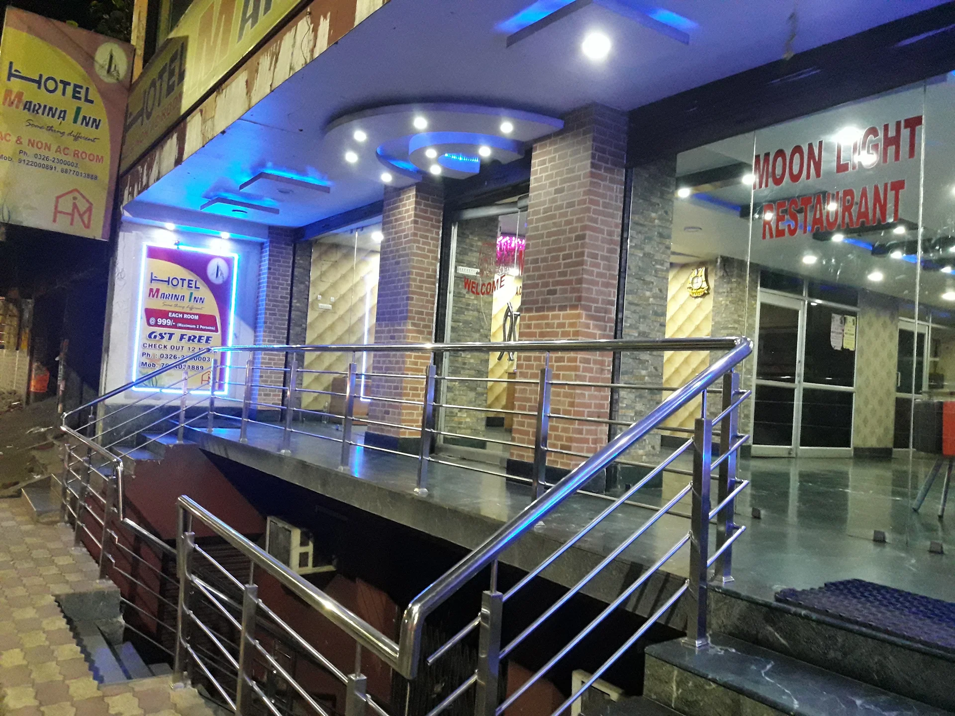 Hotel Marina Inn