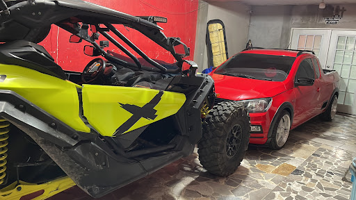 Toro’s Garage