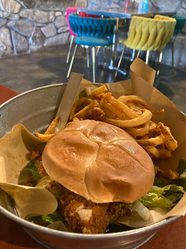 Hobo house of burgers and booze - Thumbnail