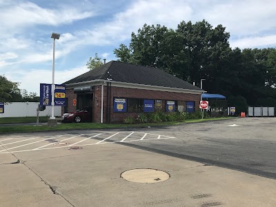 Golden Nozzle Car Wash