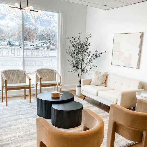 Lumiarie Teeth Whitening Studio - Thumbnail
