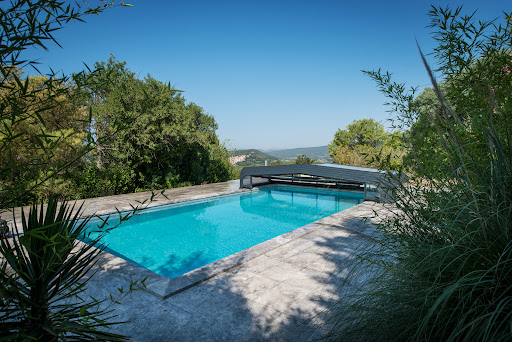 Photo de Sokool Cénac-et-Saint-Julien - Fabricant d’abri de piscine à Cénac-et-Saint-Julien (24250)