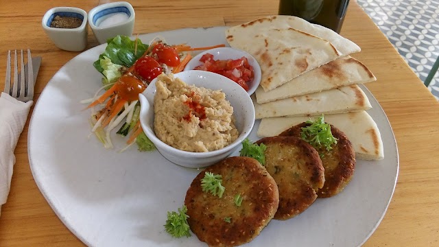 ARTillery Cafe