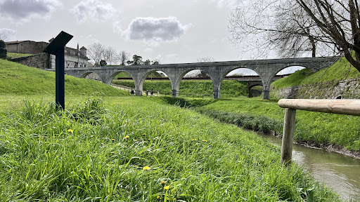 Venetian Aqueduct - Thumbnail