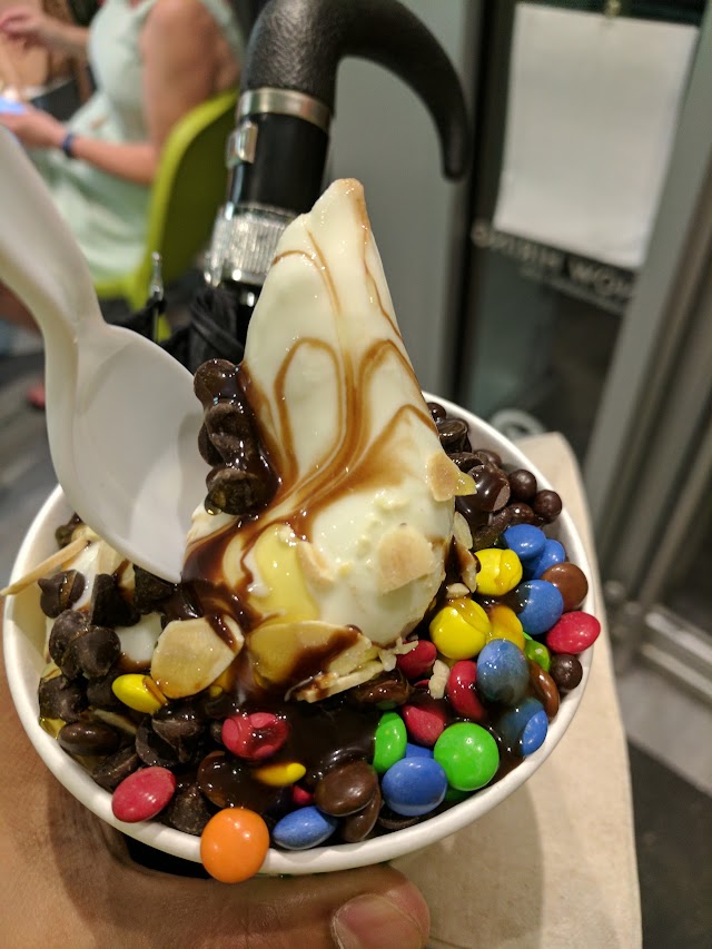 Pinkberry Columbus Circle