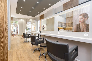 Photo n°37 de Sackmonne Coiffure Beauté à Cannes (Salon de coiffure)