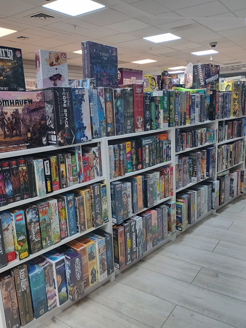 The Last Outpost - Comics & Collectibles photo 3