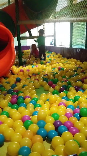 Hozzászólások és értékelések az Napsugár Játszópark,Bük-ról
