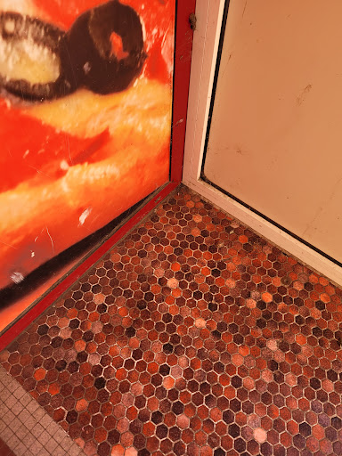 Photo 1 - Pizza Paoli Péaule distributeur