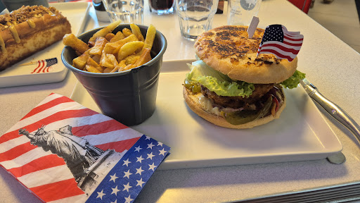 Photo 6 - American diner