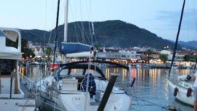 Küçükkuyu Deniz Feneri