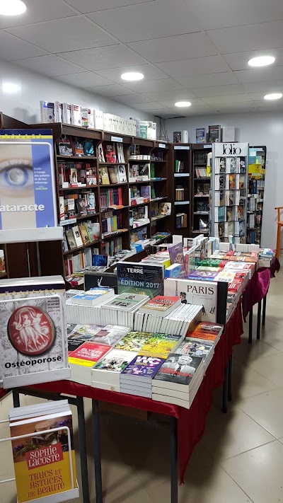 Photos of Qrvi Library