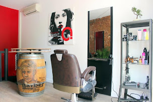 Photo n°2 de Alex Saint-Lary à Toulouse (Salon de coiffure)