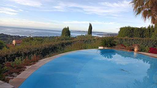 Photo de Entretien piscine pisciniste sainte maxime/ les issambres