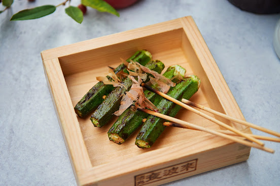 Izakaya Ronin by null