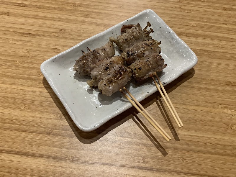 もつ鍋 炭火焼鳥 もつたつ