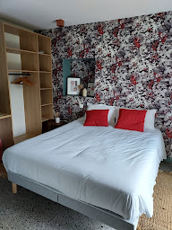 Photo n°9 de CLEDON PEINTURE à Saint-Palais (Entrepreneur spécialisé dans les revêtements de sol)