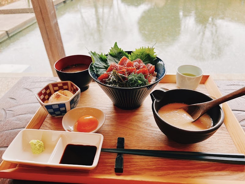 自然薯食処 と川