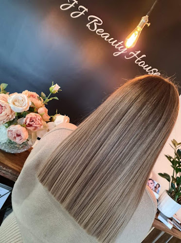 JJ Beauty House - Peterborough