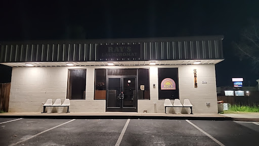 Ray's Coin Laundry - Visual