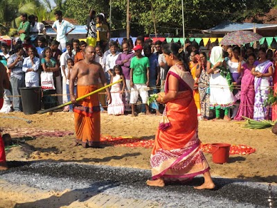 Photos of Sri Vadapathira Kaaliyamman Kovil