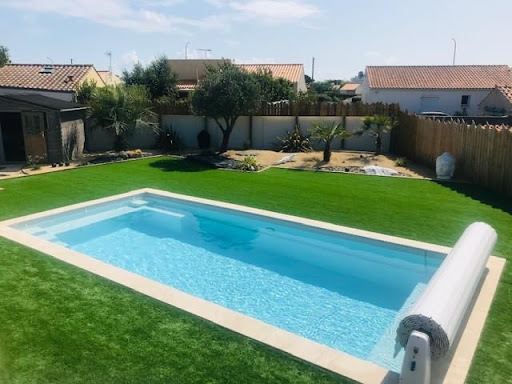 Photo de LCA Piscines et Bourdilleau TP