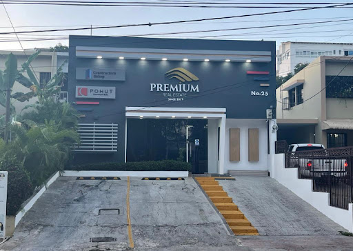 Premium Real Estate