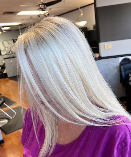Studio 21 Salon - An AVEDA Salon - Thumbnail