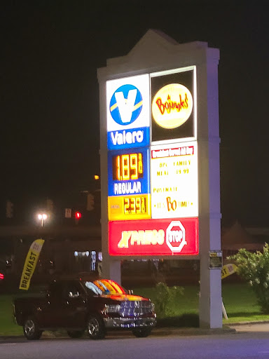 Valero Xpress Stop Gallery - United States
