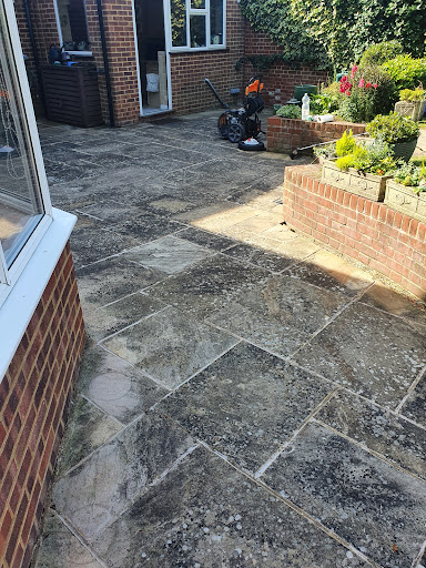 Aquamen pressure washing