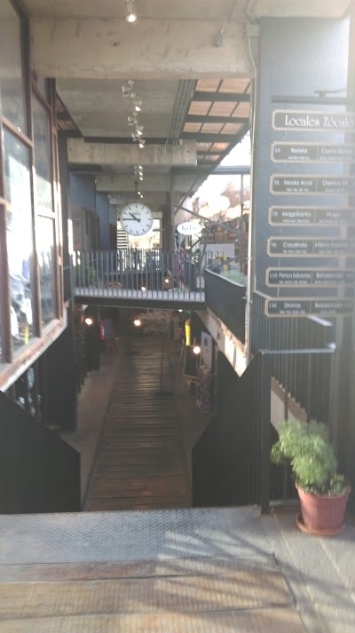 Photos of Galer&iacute;a Condell