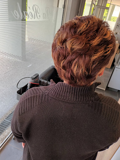 La Reale Coiffure - Thumbnail