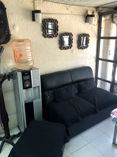Hair Studio Orlando's - Thumbnail