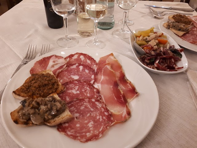 Trattoria La Parolaccia