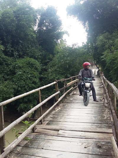Photos of Pabrik Minyak Kayu Putih (PMKP) Krai