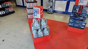 Photo n°21 de AUTODISTRIBUTION FRADIS à Villeneuve-Saint-Germain (Magasin d'accessoires pour poids lourds)