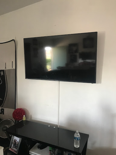Los Angeles Elegant TV Mounting - Thumbnail