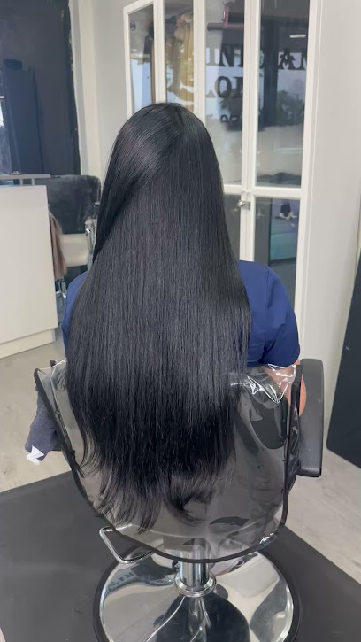 Foto de Yari’s Dominican Hair Salon