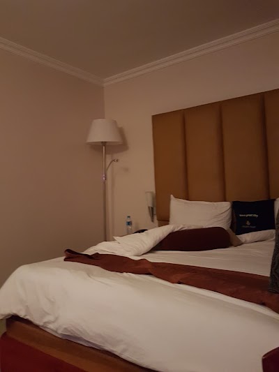 Photos of Golden Tulip Port Harcourt