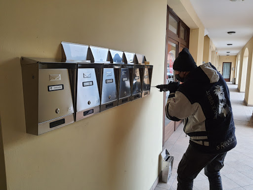 Fabbro Carlo Rambotti - Serrature Blindate e Installazione Infissi - Thumbnail
