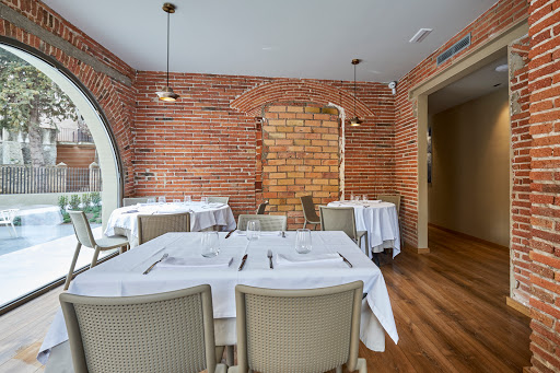Can CO - Absis Restaurant