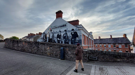 Undertones Mural - Thumbnail
